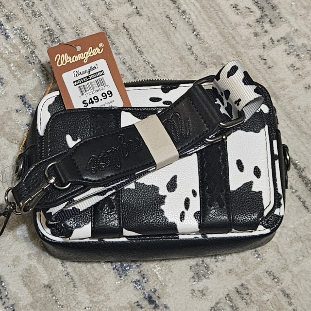 Wrangler crossbody